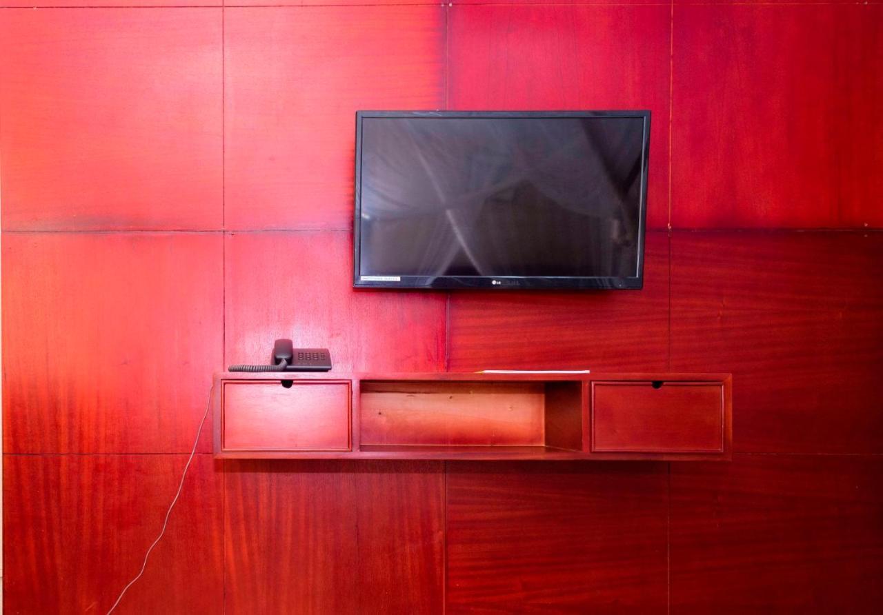 Kajansi Sapphire Hotel Entebbe Kigo מראה חיצוני תמונה