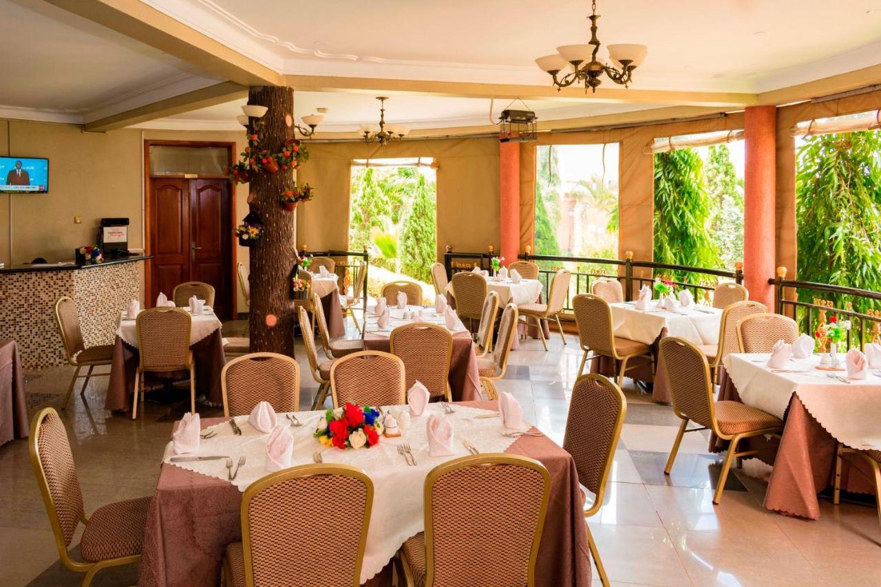 Kajansi Sapphire Hotel Entebbe Kigo מראה חיצוני תמונה