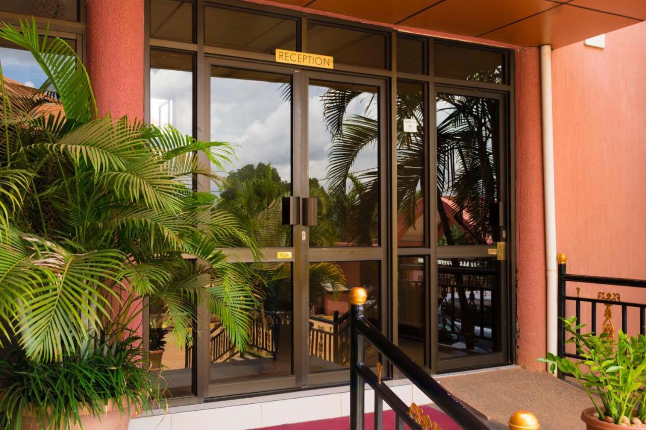 Kajansi Sapphire Hotel Entebbe Kigo מראה חיצוני תמונה